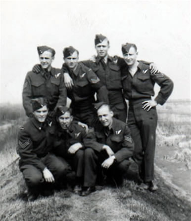 Group of Seven RCAF friends at Valleyfield
